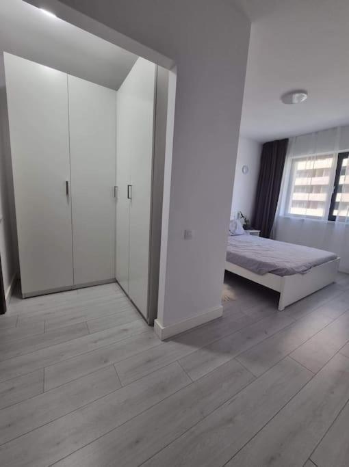 Lovely 1 Bedroom Livingroom Apartment Sector 1 Bucuresti Voluntari エクステリア 写真